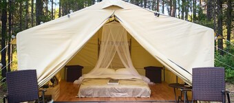 Glamping near Glacier National Park