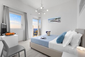 3 slaapkamers, een strijkplank/strijkijzer, gratis wifi, beddengoed