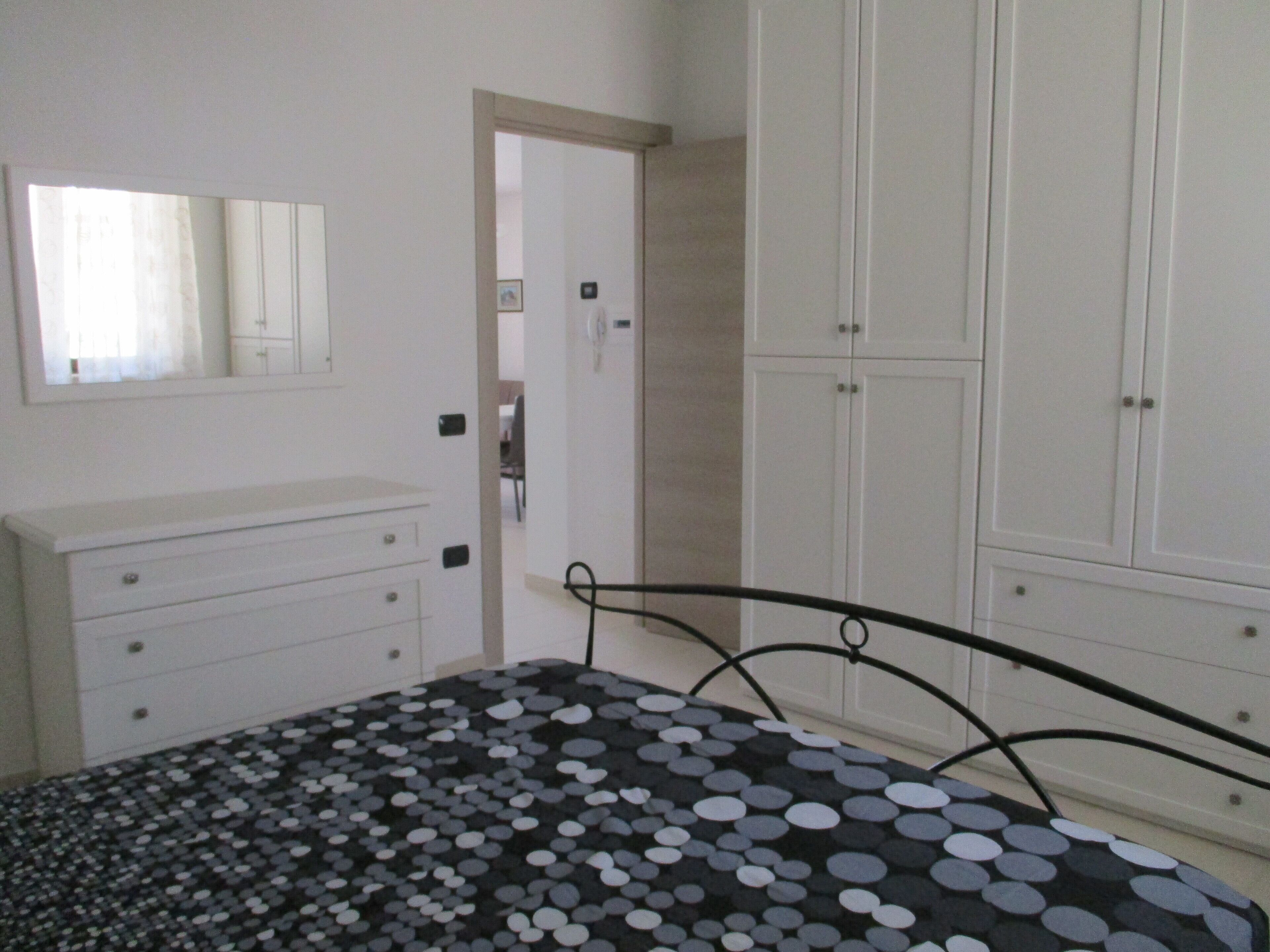 2 Schlafzimmer, Bügeleisen/Bügelbrett, Bettwäsche