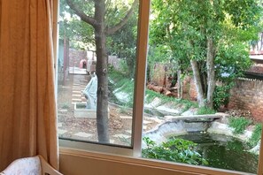 Interior - XYZ Guest House - Family Suite (La Montagne)