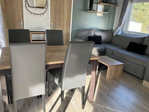 Interior - Camping le résidentiel de la mer in sainte marie la mer (Veuzain-sur-Loire)