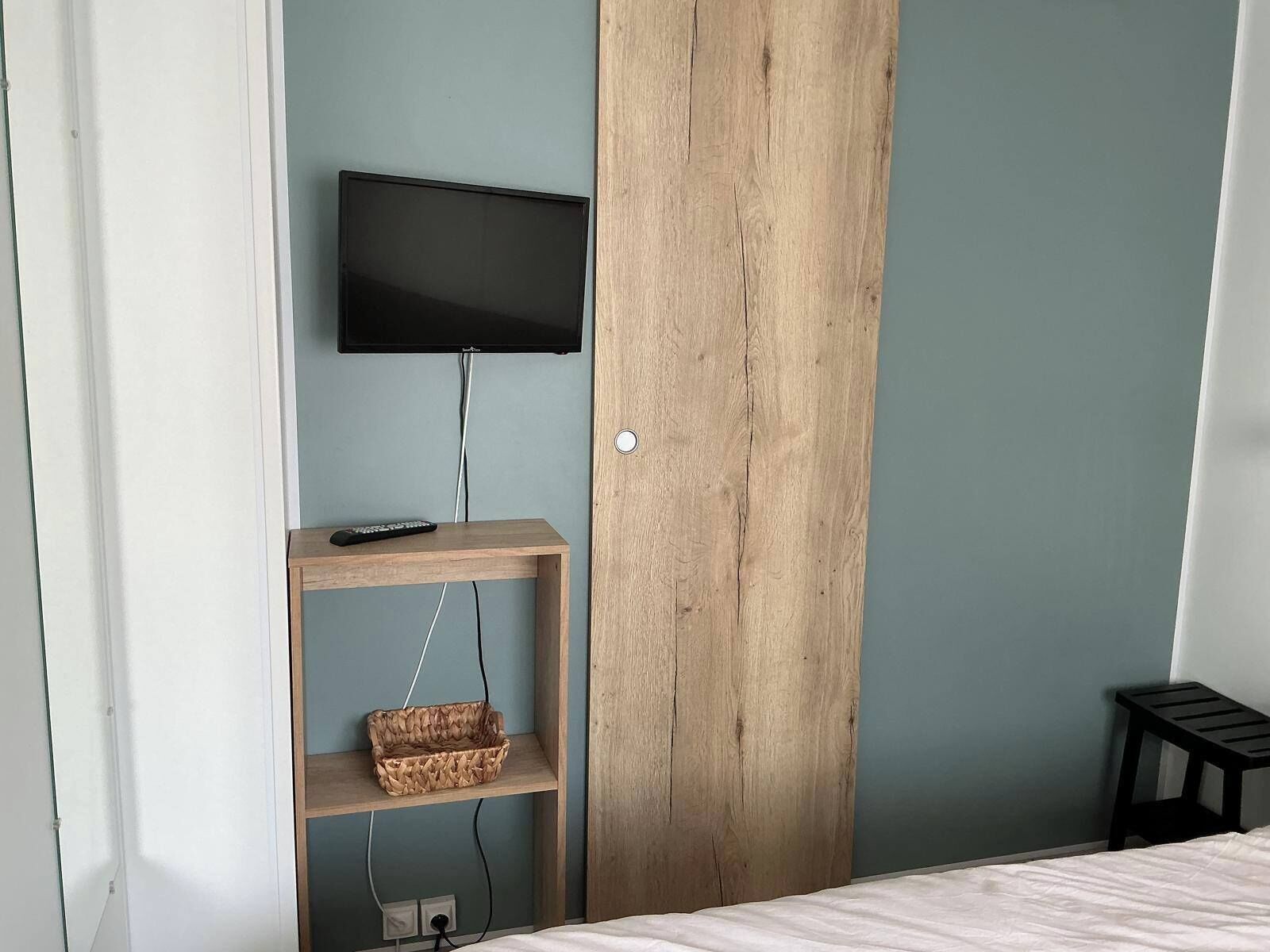 2 室のベッドルーム、WiFi、ベッドシーツ