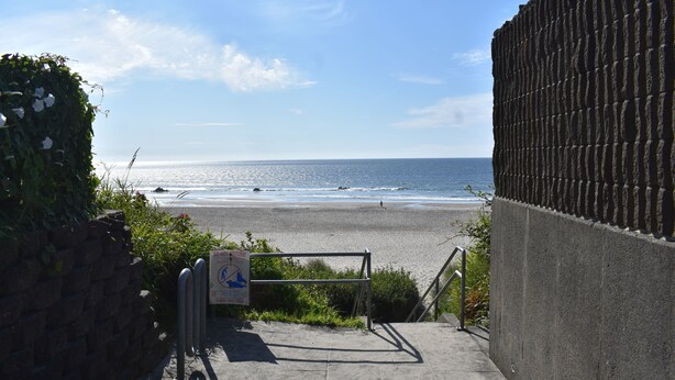 Nær stranden