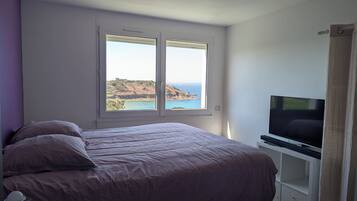 2 chambres, fer et planche Ă repasser, Wi-Fi gratuit, draps fournis