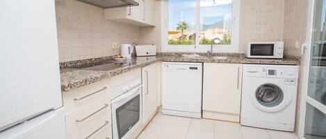 Fridge, microwave, oven, dishwasher