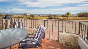 Outdoor dining - Aldea Beach 152 Townhouse (Manilva)