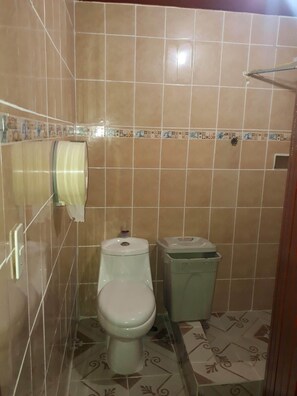 Bathroom - Hotel Ideal (Quetzaltenango)