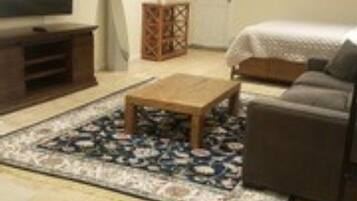 Desk, iron/ironing board, WiFi, bed sheets