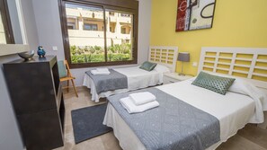 2 Schlafzimmer, Bügeleisen/Bügelbrett, kostenloses WLAN, Bettwäsche