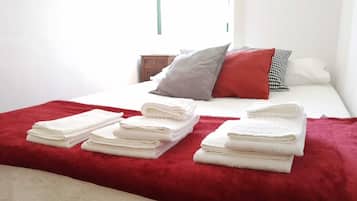 1 bedroom, iron/ironing board, WiFi, bed sheets