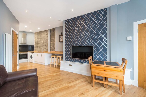 تلفزيون، مكتب