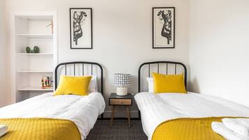 3 bedrooms, iron/ironing board, travel crib, WiFi