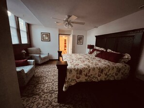 5 bedrooms, iron/ironing board, travel crib, free WiFi