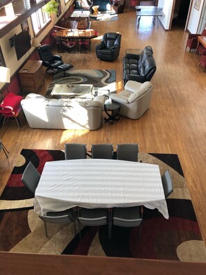 Imagen sin descripción, 4 de 33, botón