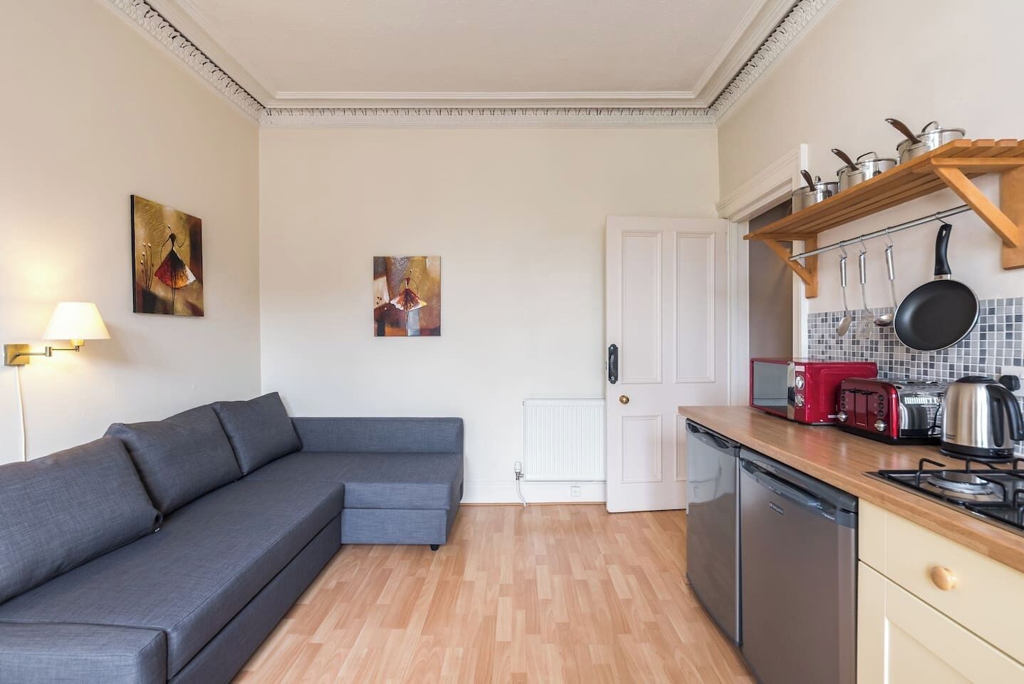 テレビ、書斎 / ワークスペース