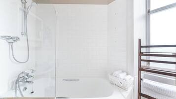 Shower, free toiletries, hair dryer, towels