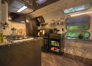 冰箱、烤箱、炉灶、茶具/咖啡用具