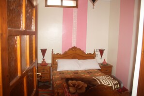 5 bedrooms, WiFi