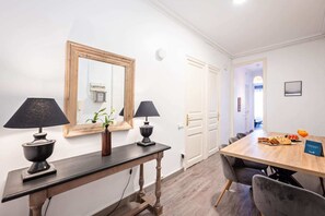 Dining - Sweett | Rocafort 403 (Barcelona)