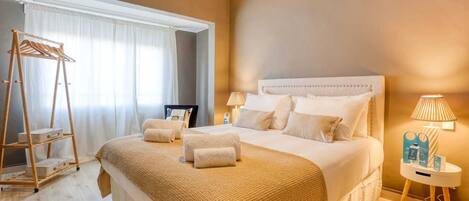 3 habitaciones, tabla de planchar con plancha y wifi gratis