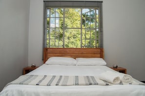 1 bedroom, in-room safe, iron/ironing board, WiFi