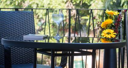 Apartment In the heart of Lusaka City, with sunset balcony