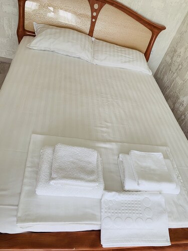 Keskusta. 1. 2 km Deribasovskajaan