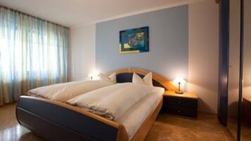 1 Schlafzimmer, Zimmersafe, WLAN, Bettwäsche