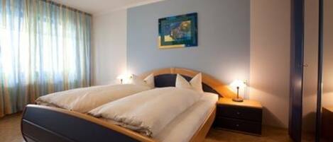 1 Schlafzimmer, Zimmersafe, WLAN, Bettwäsche