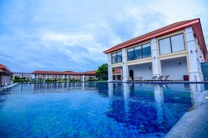 Front of property - Spoorti Resort and Club (Bijapur)