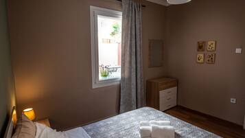 2 bedrooms