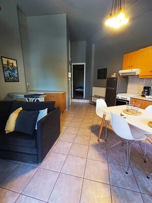 City Apartment, 1 Bedroom (Street View) | Living area | Flat-screen TV - Sofie's Choice Mytilini (Lesvos)