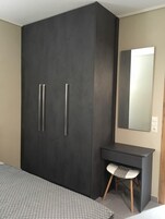Apartamento urbano, 1 quarto (Street View) | 1 quarto, roupas de cama premium, ferros/tábuas de passar roupa