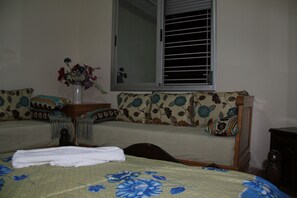 2 chambres, draps fournis