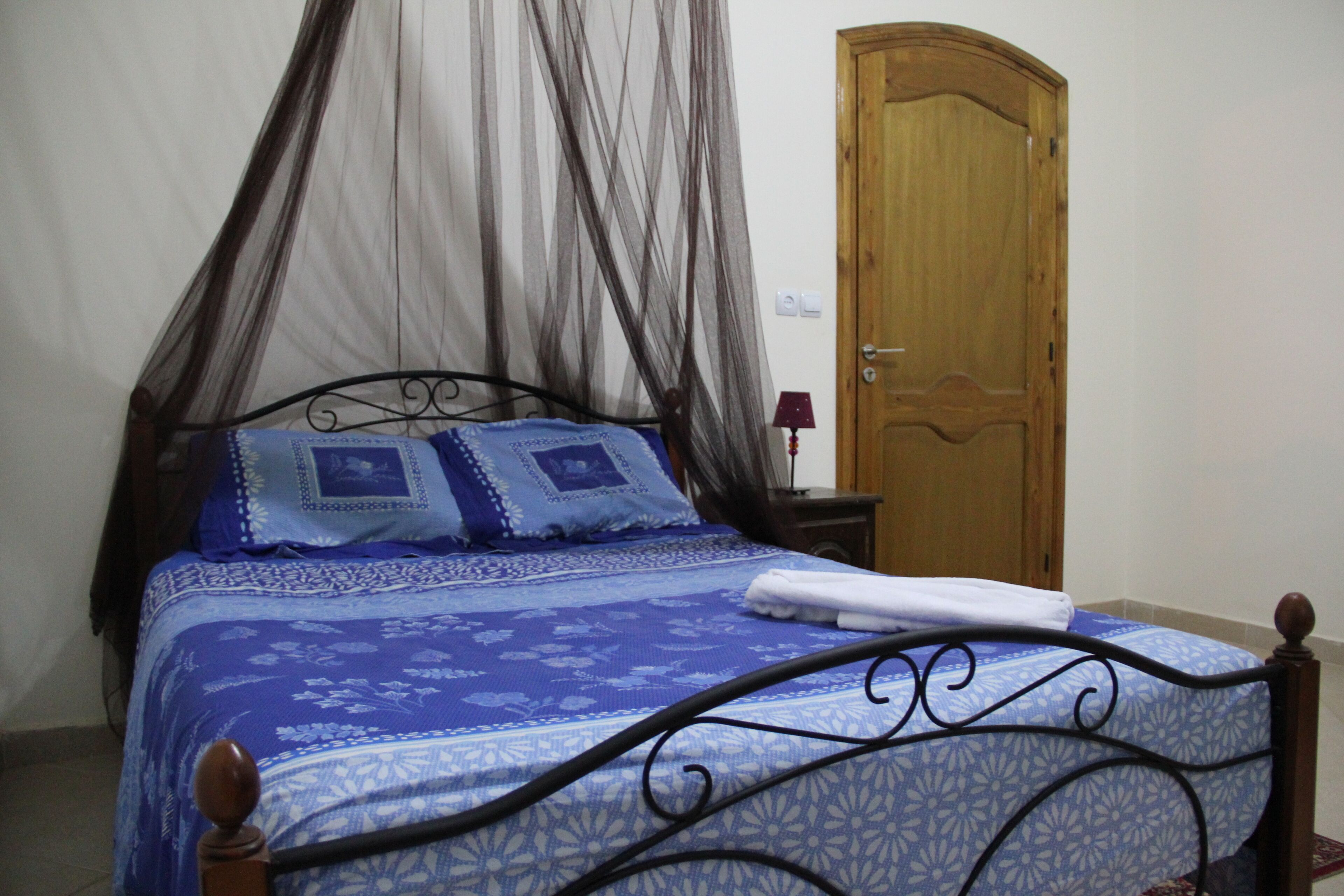 2 bedrooms, bed sheets