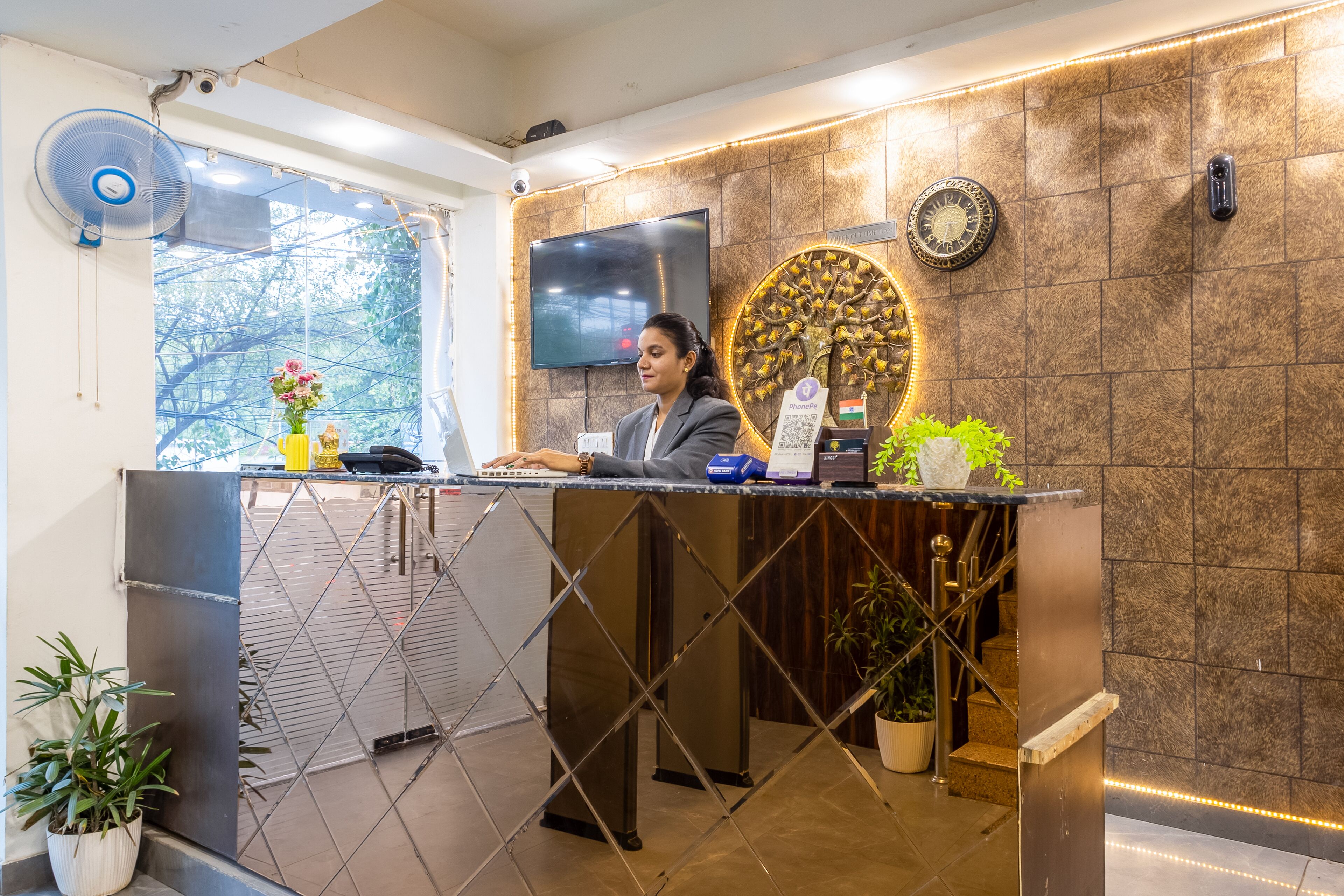 Photo - Airport Hotel Tashree Near Yashobhoomi - Free Airport Drop