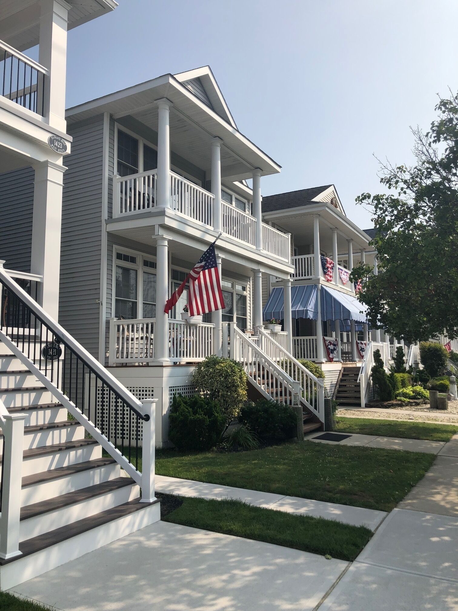 3 bedroom/2 full bath beach condo- 6 minute walk to the beach and boardwalk
