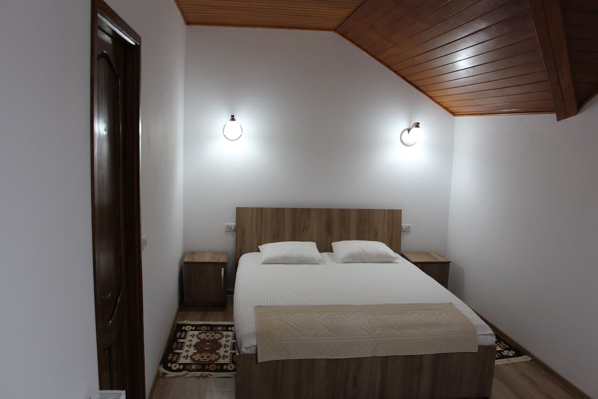 Superior Double Room | Individually decorated, desk, soundproofing, free WiFi