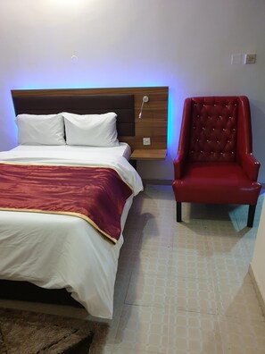 5 chambres, fer et planche à repasser, Wi-Fi