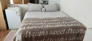 1 bedroom, iron/ironing board, WiFi, bed sheets