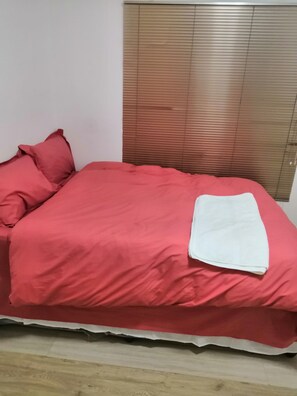 1 Schlafzimmer, Bügeleisen/Bügelbrett, WLAN, Bettwäsche