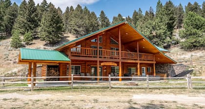 Duck Creek Ranch - Privacy in a Custom Log Home on 400 Acres!