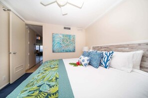 1 bedroom, iron/ironing board, free WiFi, bed sheets - MK 308 OceanFront Condo w AC Pool (Lahaina)