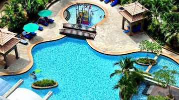 Indoor pool, outdoor pool