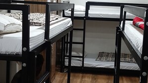Comfort Shared Dormitory | WiFi (free) - Comfort Stay Hostel (New Delhi)