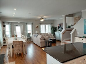 Smart TV, DVD player, books, stereo