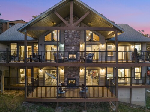 Logias distinguidas diseñadas para retiro y entretenimiento con vista. 