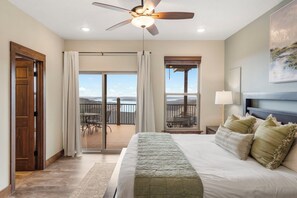 8 bedrooms, iron/ironing board, free WiFi, bed sheets - Luxe Lodge: Gaming Paradise W/ Breathtaking Lake Views, Indoor Pool Close to SDC (Branson)