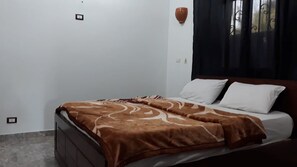 1 bedroom, blackout curtains, free WiFi