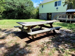 Outdoor dining - Evening Shade:  Secluded Home Near Lighthouse Off-Site Boat Slip (Ocracoke)